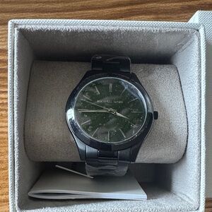 *MICHAEL KORS WATCH NEW WITH TAGS *